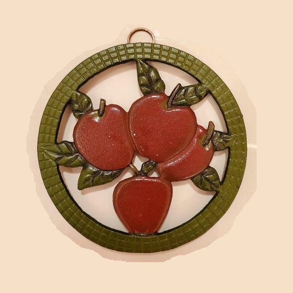 Vintage Wrought Iron Trivet, Apple Decor for Kitchen, Hand Painted Trivet - Picture 1 of 8